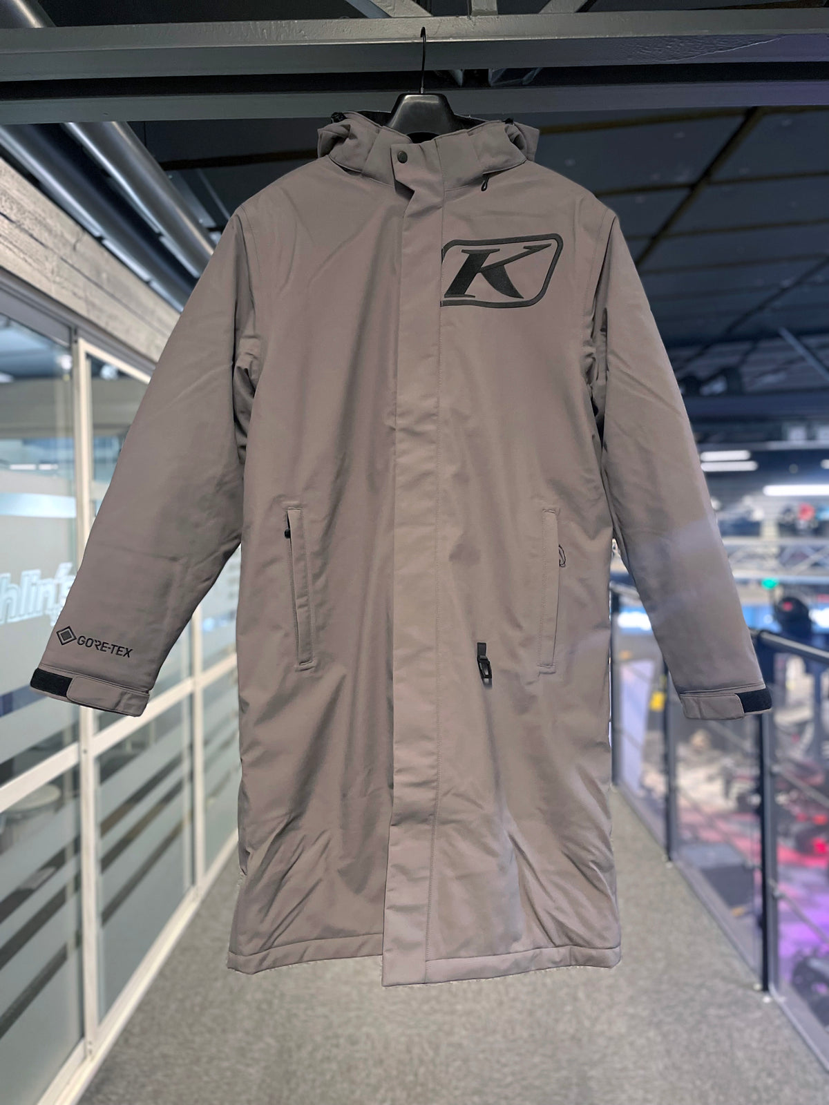 Klim Revolt Depårock