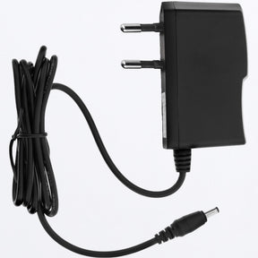 MaverickE-Goggle_Charger_Euro_SKU_213173-_0001_Front